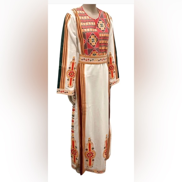 COPY - Palestinian henna / Tatreez thobe - kashmir style NEVER WORN!!! Roughly … - Picture 1 of 6